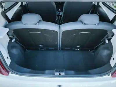 Vendo Peugeot 108 2018 - 9999 EUR, 180453 km - AUTO.MOTO.pt