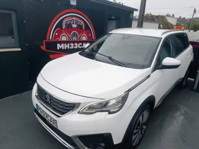 Vendo Peugeot 5008 2018 - 14990 EUR, 172200 km - AUTO.MOTO.pt