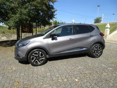 Vendo Renault Captur 2016 - 12990 EUR, 148000 km - AUTO.MOTO.pt