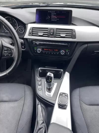 Vendo BMW 320 2013 - 13900 EUR, 220000 km - AUTO.MOTO.pt