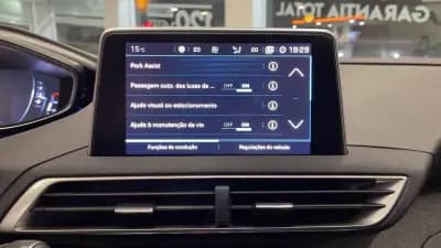 Vendo Peugeot 3008 2019 - 18990 EUR, 94948 km - AUTO.MOTO.pt