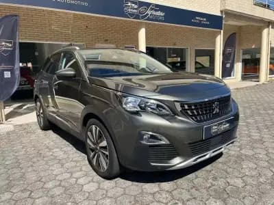 Vendo Peugeot 3008 2018 - 19900 EUR, 138000 km - AUTO.MOTO.pt