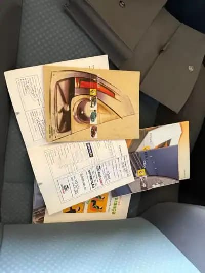 Vendo Renault Clio 2005 - 3990 EUR, 149000 km - AUTO.MOTO.pt