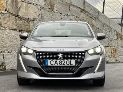 Sell Peugeot 208 2020 - 12900 EUR, 152000 km - AUTO.MOTO.pt