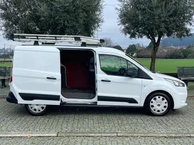 Vendo Ford Transit Connect 2021 - 15450 EUR, 114000 km - AUTO.MOTO.pt