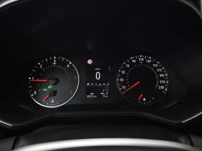 Sell Renault Clio 2020 - 13450 EUR, 185157 km - AUTO.MOTO.pt