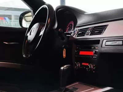 Vendo BMW 318 2011 - 15990 EUR, 230500 km - AUTO.MOTO.pt