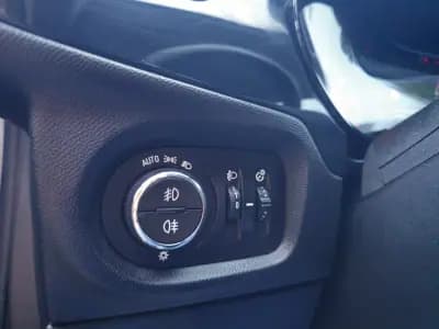 Vendo Opel Corsa 2021 - 12500 EUR, 110451 km - AUTO.MOTO.pt