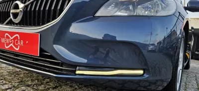 Sell Volvo V40 2016 - 16500 EUR, 79000 km - AUTO.MOTO.pt