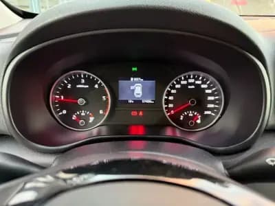 Sell Kia Sportage 2021 - 24900 EUR, 73180 km - AUTO.MOTO.pt