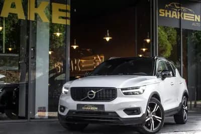 Vendo Volvo XC 40 2020 - 28980 EUR, 88796 km - AUTO.MOTO.pt