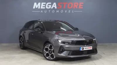 Vendo Opel Astra 2024 - 24450 EUR, 13500 km - AUTO.MOTO.pt