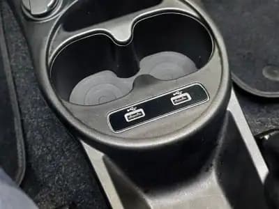 Vendo Fiat 500C 2022 - 14900 EUR, 30195 km - AUTO.MOTO.pt