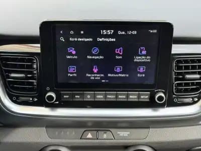 Vendo Kia Stonic 2025 - 21250 EUR, 54 km - AUTO.MOTO.pt