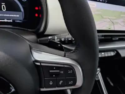 Vendo Fiat 600 2025 - 25750 EUR, 11200 km - AUTO.MOTO.pt