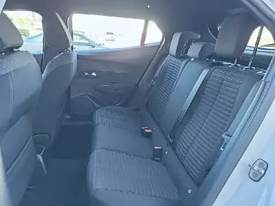 Vendo Peugeot 2008 2024 - 20700 EUR, 24657 km - AUTO.MOTO.pt