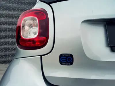 Sell Smart Fortwo Cabrio 2018 - 10750 EUR, 80000 km - AUTO.MOTO.pt