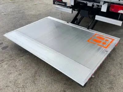 Vendo Mercedes-Benz Sprinter 2022 - 46900 EUR, 72000 km - AUTO.MOTO.pt