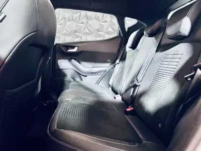 Sell Ford Fiesta 2019 - 21990 EUR, 151232 km - AUTO.MOTO.pt