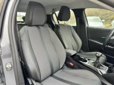 Sell Peugeot 208 2020 - 12900 EUR, 152000 km - AUTO.MOTO.pt