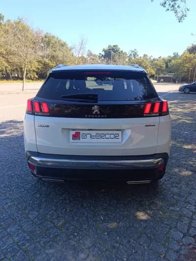 Vendo Peugeot 3008 2017 - 18950 EUR, 179000 km - AUTO.MOTO.pt
