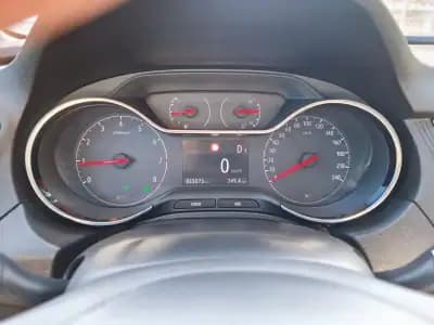 Sell Opel Grandland X 2020 - 17990 EUR, 65073 km - AUTO.MOTO.pt