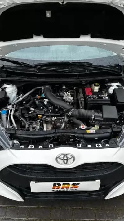 Sell Toyota Yaris 2021 - 16750 EUR, 82718 km - AUTO.MOTO.pt