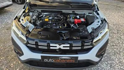 Sell Dacia Jogger 2024 - 17750 EUR, 57600 km - AUTO.MOTO.pt