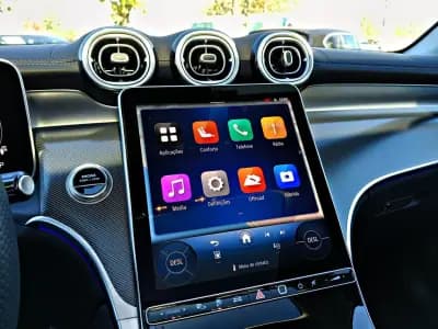 Vendo Mercedes-Benz GLC 400 2024 - 69990 EUR, 25400 km - AUTO.MOTO.pt