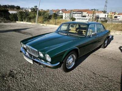 Sell Jaguar XJ6 1976 - 24950 EUR, 47777 km - AUTO.MOTO.pt