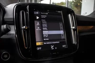 Vendo Volvo XC 40 2020 - 28980 EUR, 88796 km - AUTO.MOTO.pt