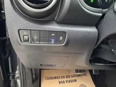 Vendo Hyundai Kauai 2020 - 19990 EUR, 61000 km - AUTO.MOTO.pt