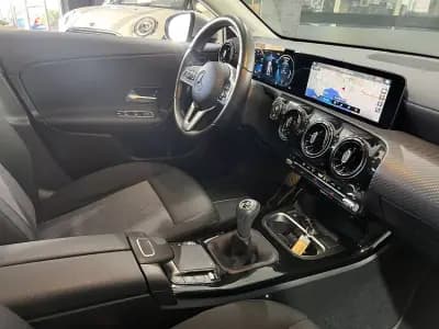 Sell Mercedes-Benz A 180 Limousine 2020 - 23600 EUR, 81132 km - AUTO.MOTO.pt