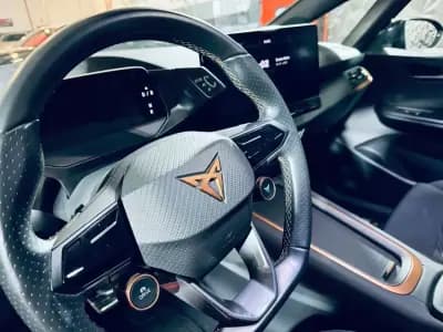 Vendo Cupra Born 2022 - 35990 EUR, 26601 km - AUTO.MOTO.pt