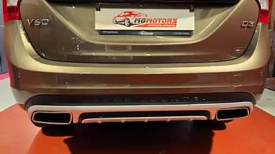 Vendo Volvo V60 Cross Country 2016 - 18180 EUR, 138731 km - AUTO.MOTO.pt