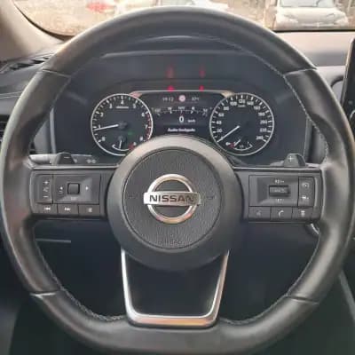 Vendo Nissan Qashqai 2022 - 23450 EUR, 37000 km - AUTO.MOTO.pt