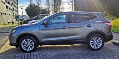 Vendo Nissan Qashqai 2014 - 13700 EUR, 150000 km - AUTO.MOTO.pt