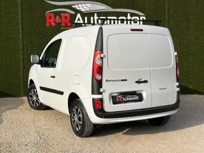 Vendo Renault Kangoo 2012 - 7300 EUR, 232000 km - AUTO.MOTO.pt