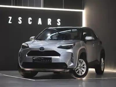 Vendo Toyota Yaris Cross 2022 - 22750 EUR, 48000 km - AUTO.MOTO.pt