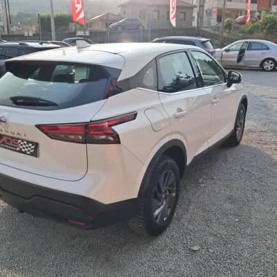 Vendo Nissan Qashqai 2022 - 23450 EUR, 37000 km - AUTO.MOTO.pt