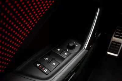 Sell Audi RS3 Sportback 2025 - 86900 EUR, 17138 km - AUTO.MOTO.pt