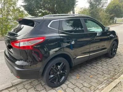 Vendo Nissan Qashqai 2015 - 18500 EUR, 152000 km - AUTO.MOTO.pt
