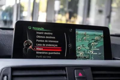 Vendo BMW 318 2015 - 16900 EUR, 246569 km - AUTO.MOTO.pt