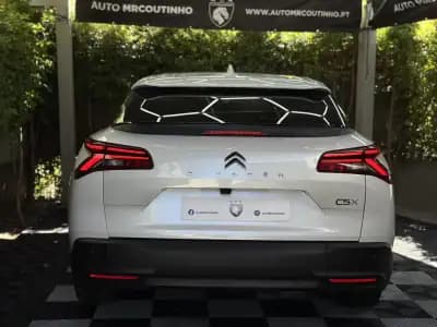 Vendo Citroën C5 X 2023 - 19000 EUR, 97000 km - AUTO.MOTO.pt