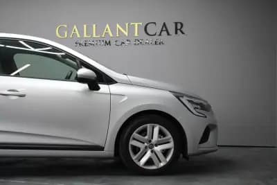 Vendo Renault Clio 2022 - 19800 EUR, 84000 km - AUTO.MOTO.pt