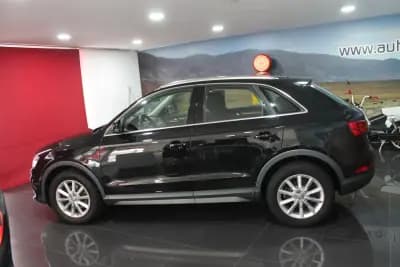 Vendo Audi Q3 2016 - 19990 EUR, 179900 km - AUTO.MOTO.pt