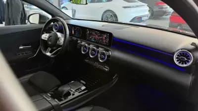 Sell Mercedes-Benz A 180 2019 - 24990 EUR, 126893 km - AUTO.MOTO.pt