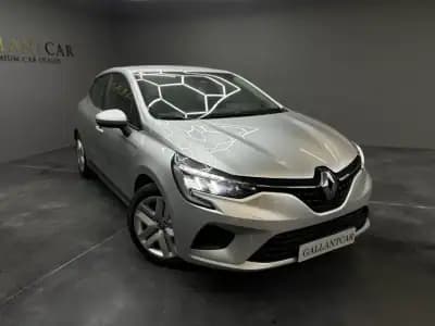 Vendo Renault Clio 2022 - 19800 EUR, 84000 km - AUTO.MOTO.pt