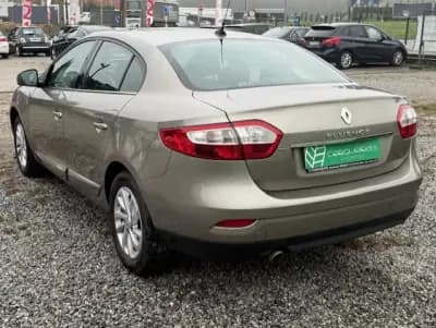 Vendo Renault Fluence 2014 - 10500 EUR, 148000 km - AUTO.MOTO.pt