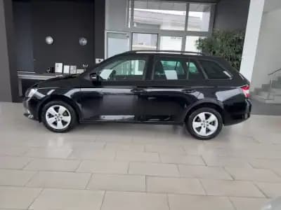 Vendo Skoda Fabia Break 2016 - 8490 EUR, 184591 km - AUTO.MOTO.pt
